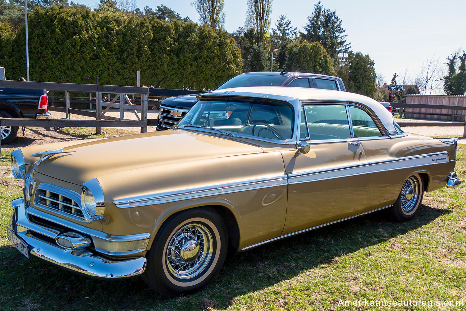 Chrysler New Yorker uit 1955